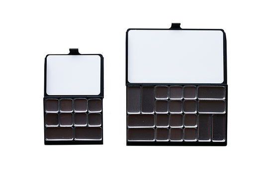 Additional product photo of the Empty Art Toolkit Pans.