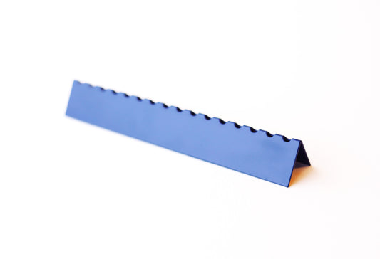 Additional product photo of the Indigo Enamel Brush Rest.