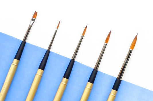 Additional product photo of the CfM Matte Gold Travel Brushes.